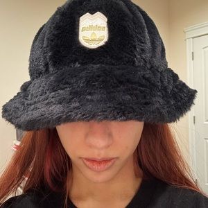 Adidas Fluffy Bucket Hat Made With Recycled Yarn ♻️